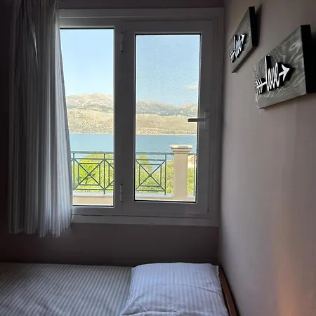 Emelia Apartmán *